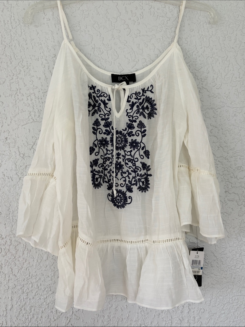 BCX White blouse  with Navy Floral Embroidery cut out  shoulders size L